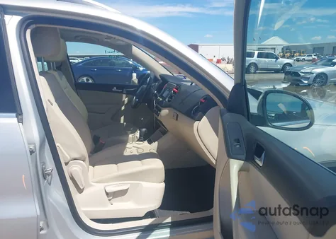 2012 Volkswagen Tiguan Se z USA, uszkodzony, nr VIN WVGAV7AX9CW536808